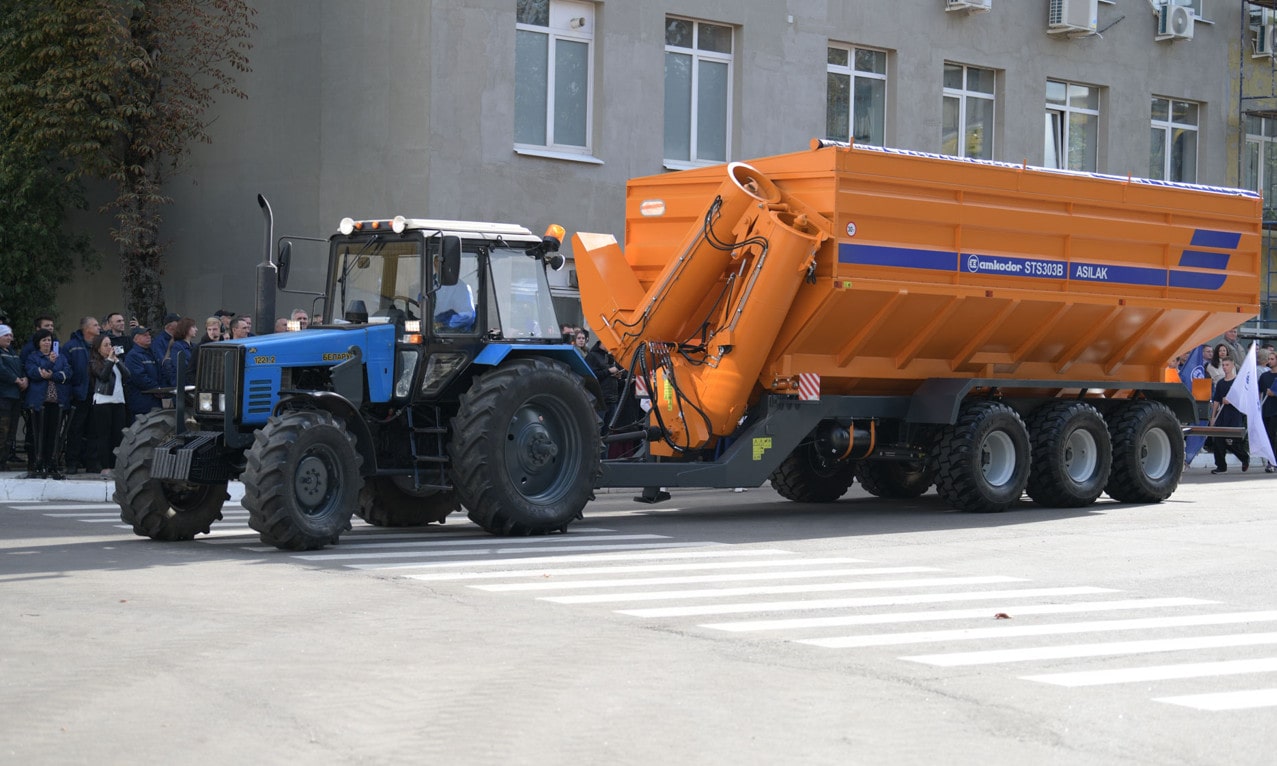 Купить бункер-перегрузчик AMKODOR STS303B ASILAK, цены в каталоге «АМКОДОР- БРЕСТ»