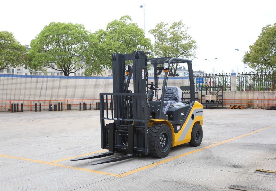 Купить автопогрузчик вилочный AMKODOR D35, цены в каталоге «АМКОДОР-БРЕСТ»